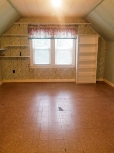 Move In Ready Family Home - image 19