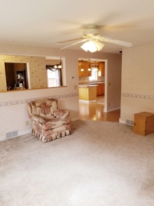 Move In Ready Family Home - image 13