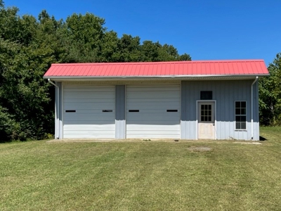New Subdivision/Gainesboro, TN/2 bay metal Garage/Middle TN - image 1