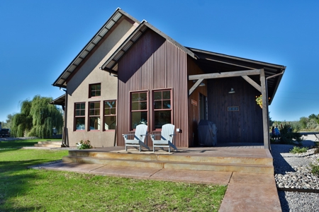 Luxury Country Horse Property with Large Shop Near Montrose - image 19