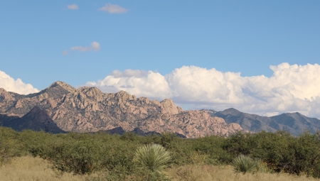 Spectacular panoramic views of the Dragoon Mountains - image 1