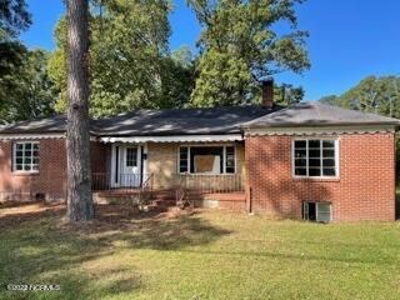 Plymouth, Nc Fixer Upper Heading To Auction! - image 1