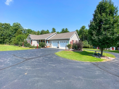 Spacious Country Home for Sale in Hillsville VA - image 25