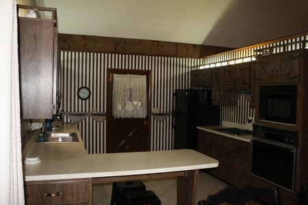 Piedmont Missouri Home and Land for Sale - image 14