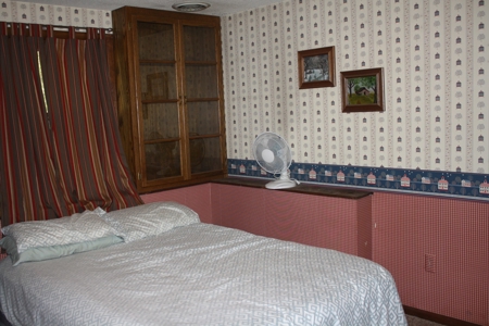 Piedmont Missouri Home and Land for Sale - image 26
