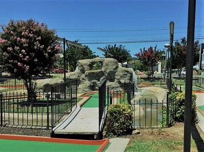 Well-Established Putt Putt Franchise w/ Prime Real Estate - image 3