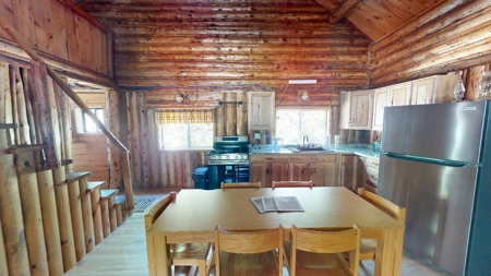 Off-Grid Log Cabin - image 17