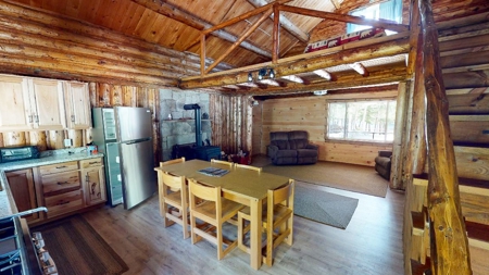 Off-Grid Log Cabin - image 20