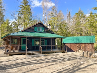Off-Grid Log Cabin - image 1