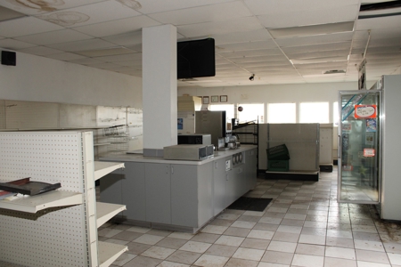 Prime Commercially zoned property in Huachuca City - image 7