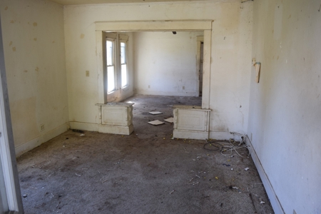 2 Bedroom, 1 Bath Home, Robinson, IL For Sale @ Auction - image 7