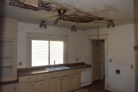 2 Bedroom, 1 Bath Home, Robinson, IL For Sale @ Auction - image 14
