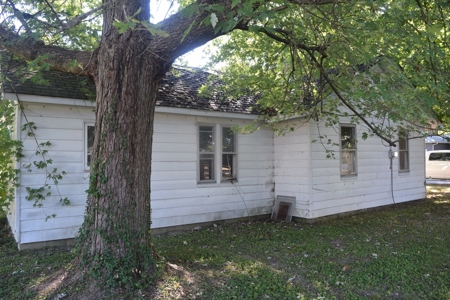 2 Bedroom, 1 Bath Home, Robinson, IL For Sale @ Auction - image 6