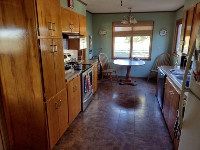 Country Home near Kincaid, Ks - image 15