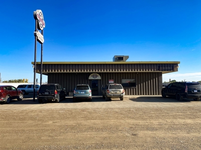 Vacant Low Maintenance Commercial Building with Highway Frontage for Sale - image 7