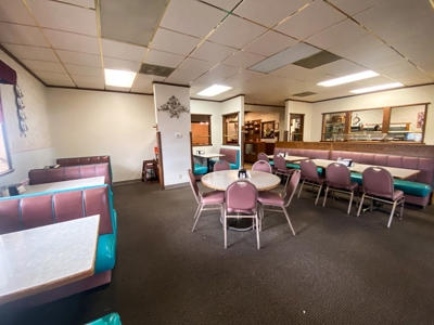 Vacant Low Maintenance Commercial Building with Highway Frontage for Sale - image 15