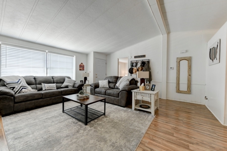 Texas Home For Sale With Acreage No Restrictions - image 4