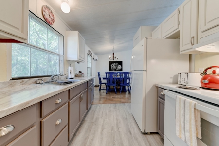 Texas Home For Sale With Acreage No Restrictions - image 24