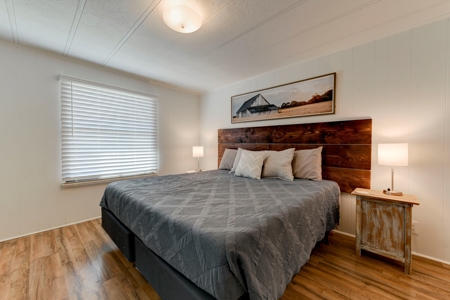Texas Home For Sale With Acreage No Restrictions - image 13