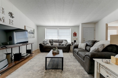 Texas Home For Sale With Acreage No Restrictions - image 5