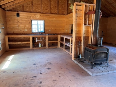 Very Secluded Northern Az Mountain Cabin On 38.7 Acres - image 24