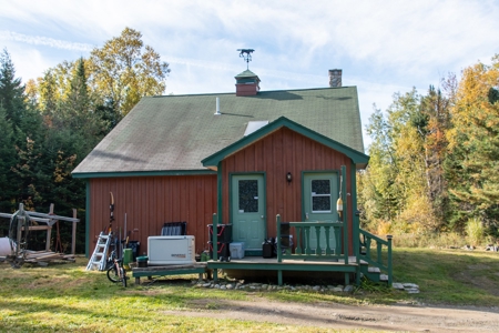 Maine Off-grid Country Home - image 4