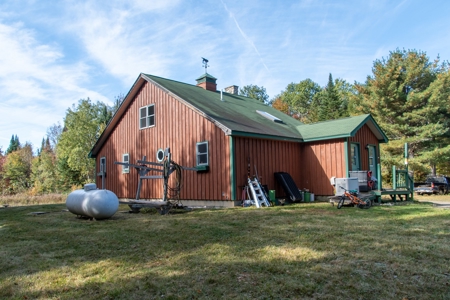 Maine Off-grid Country Home - image 6