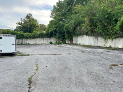 Commercial Building in Burkesville, KY - image 6