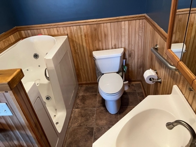 Online Real Estate & Property Auction, El Dorado, Kansas - image 15