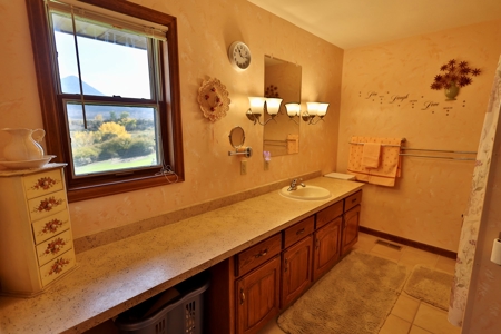 Ranch-Style Home With Acreage For Sale in Hotchkiss, CO! - image 28