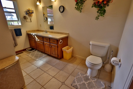 Ranch-Style Home With Acreage For Sale in Hotchkiss, CO! - image 32