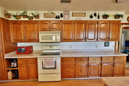 Ranch-Style Home With Acreage For Sale in Hotchkiss, CO! - image 38