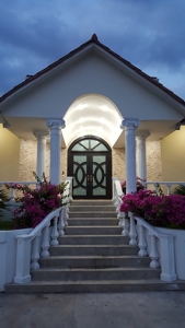 Spectacular House For Sale In The Coronado Golf Club *Sold* - image 6