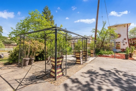 7 Palms Ranch - image 34