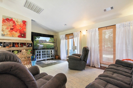 Contemporary Ranch Style Home in West Plains, MO for Sale - image 18