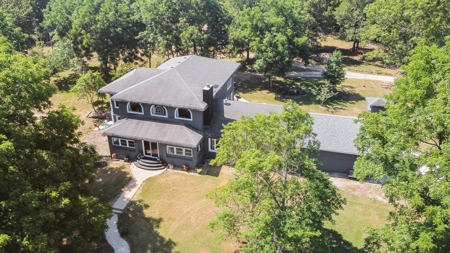 Contemporary Ranch Style Home in West Plains, MO for Sale - image 3