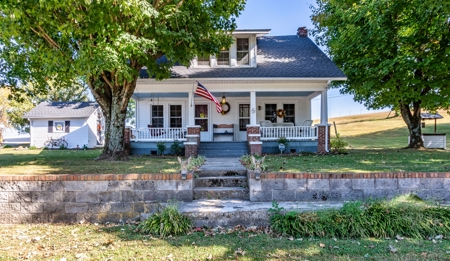 Accepted Offer - Farmhouse with 1 +/- Acre Lot in Albany, KY - image 1