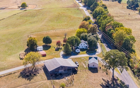 Accepted Offer - Farmhouse with 1 +/- Acre Lot in Albany, KY - image 9