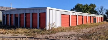 Online Auction, 8 Acres, Storage Units, Metal Shop, Halstead - image 2