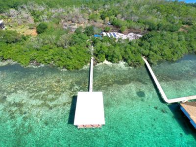 Over the Water Home Ready to be Finished, Bocas del Toro - image 4