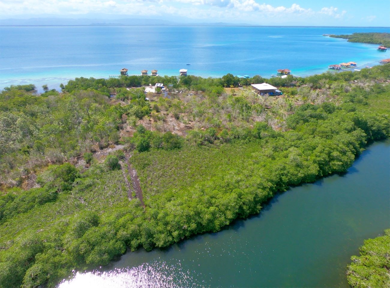 Over the Water Home Ready to be Finished, Bocas del Toro - image 8