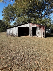 Farm House and Land For Sale in Cedar County Missouri - image 6