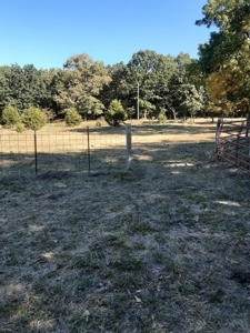 Farm House and Land For Sale in Cedar County Missouri - image 19