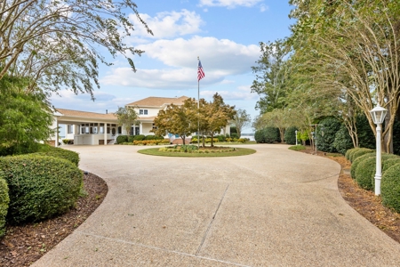 Stunning Waterfront Home for sale on the Pamlico Sound - image 8