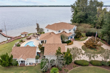 Stunning Waterfront Home for sale on the Pamlico Sound - image 4