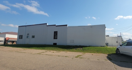 Former Commercial Meat Processing Building & Equipment - image 2