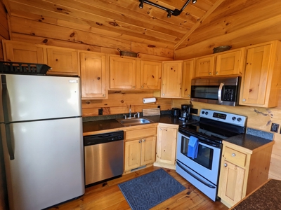 2 Log Cabins - 23 Ac± Located In Patrick County, Va - image 15