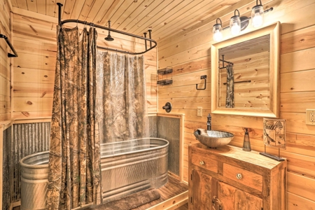 The Cabin at Three Waters - National Forest & Kiamichi River - image 36