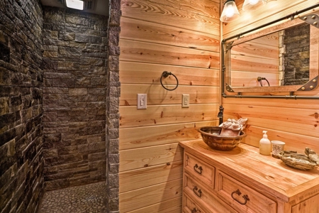 The Cabin at Three Waters - National Forest & Kiamichi River - image 13