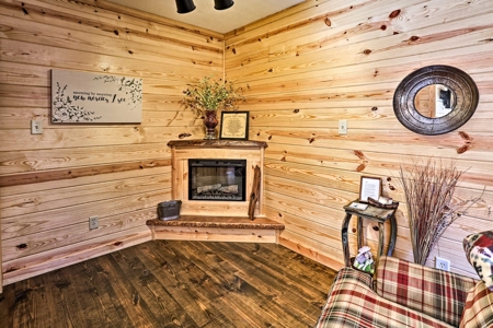 The Cabin at Three Waters - National Forest & Kiamichi River - image 12